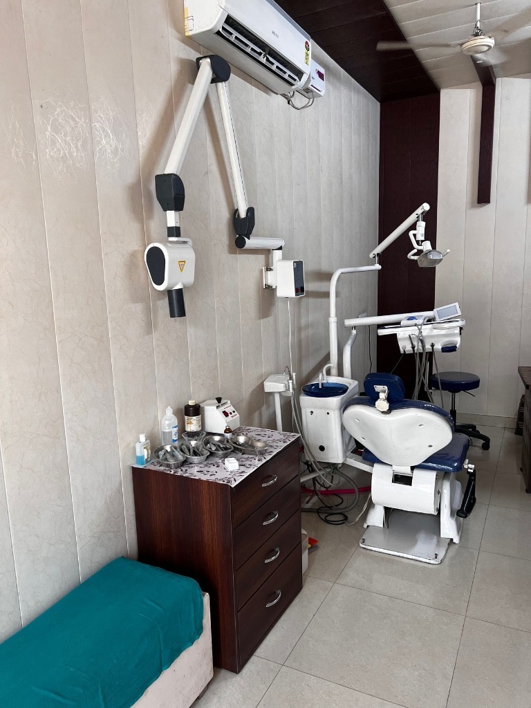 Advanced Dental Chair and X-Ray